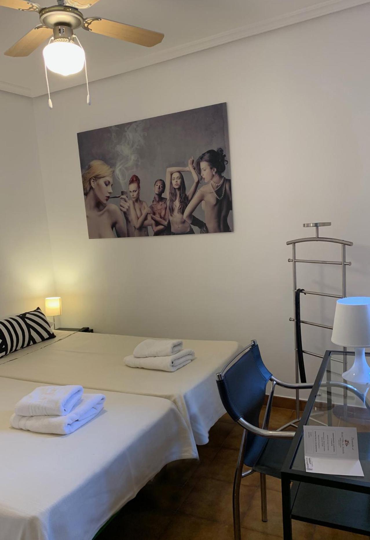 Hotel Y Restaurante Puerta De Aranda Аранда-де-Дуеро Екстер'єр фото