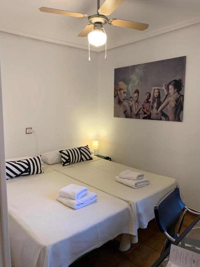 Hotel Y Restaurante Puerta De Aranda Аранда-де-Дуеро Екстер'єр фото
